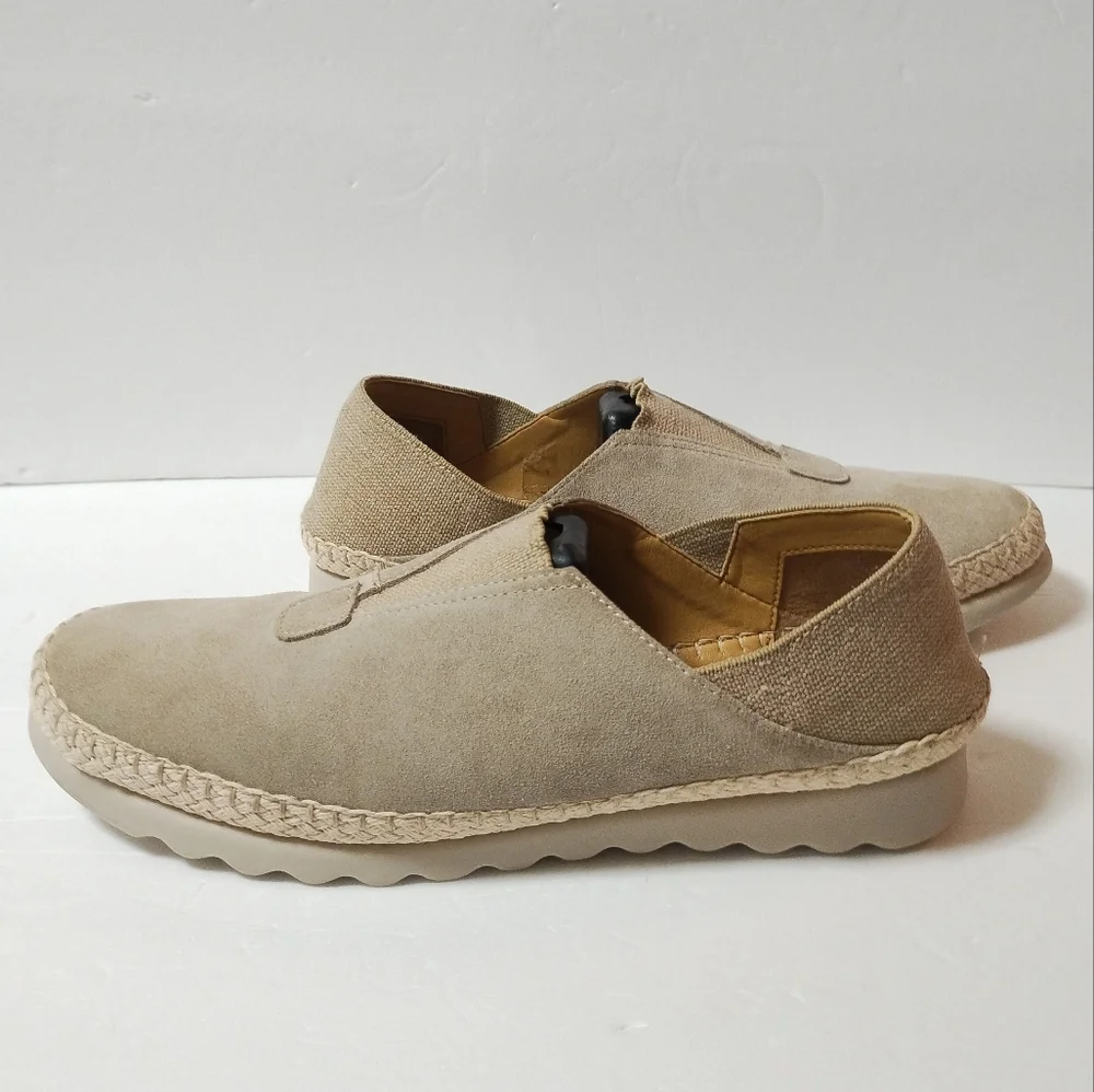 The Flexx Women's Tan Nomad Suede Leather Slip-on Shoes Sneakers Size 10